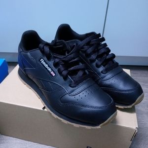 Black Classic Reebok
